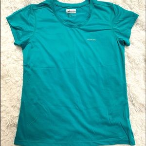 ‼️‼️$5‼️‼️ CLEARANCE SALE 🌸Columbia top